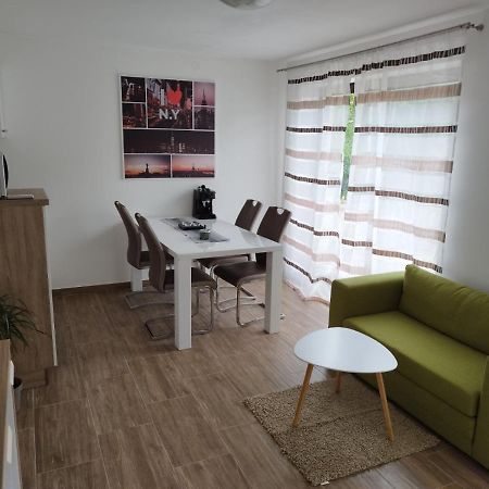 Mia Apartment Рийека Екстериор снимка