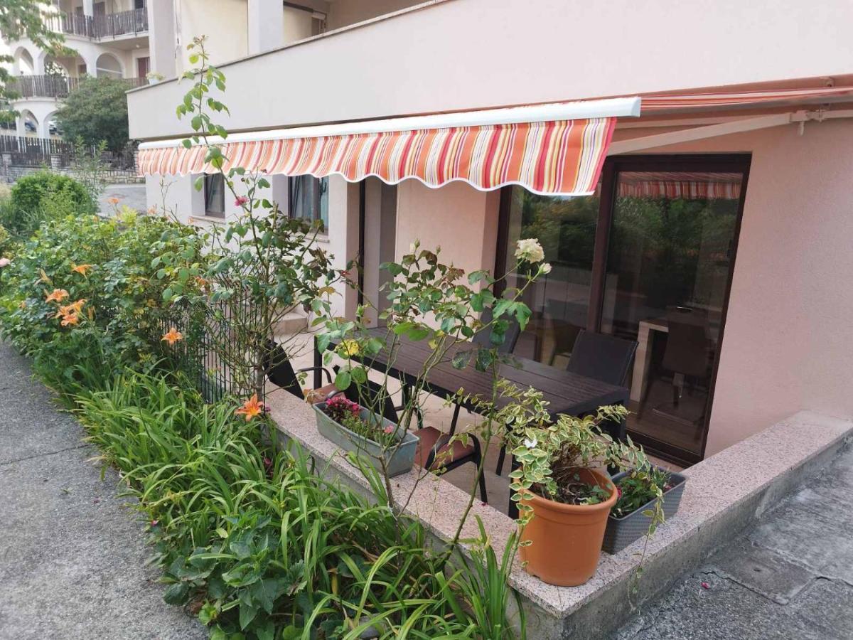 Mia Apartment Рийека Екстериор снимка